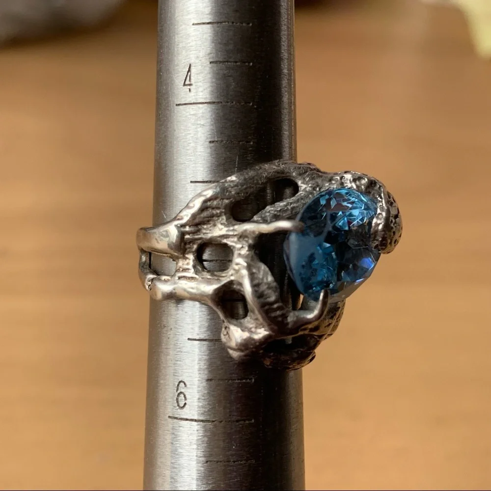 VINTAGE 925 STERLING SILVER BLUE SPINEL RING